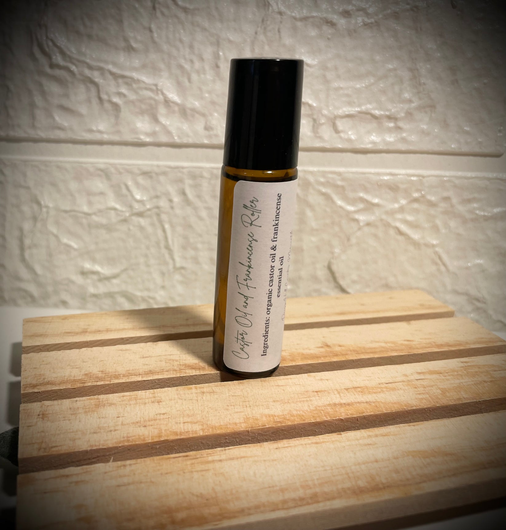 Castor Oil and Frankincense Roller – Daisy Hill Country Mercantile